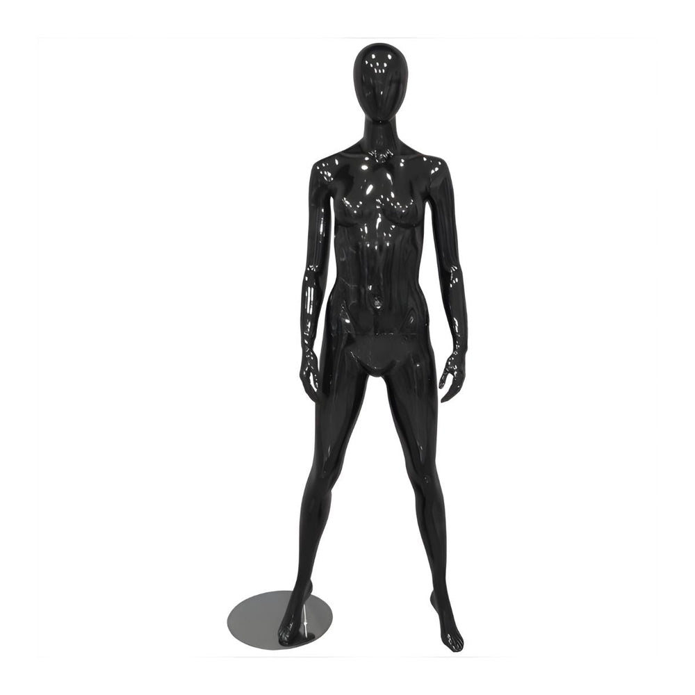 ARMS BY SIDE B/W MANNEQUIN